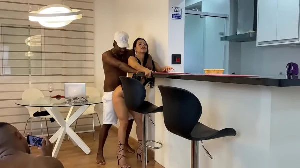 Negão dotado comendo atriz brasileira safada